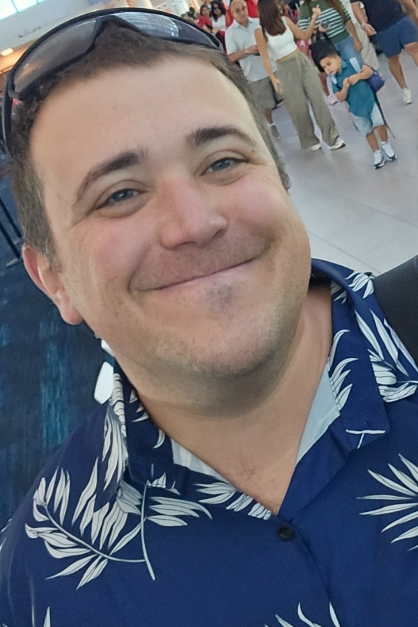 Cruise Brothers Travel Agent Matthew  Boone